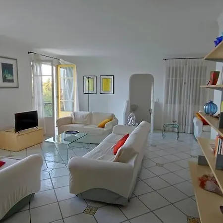 House With Panoramic Sea View, Le Trayas Βίλα