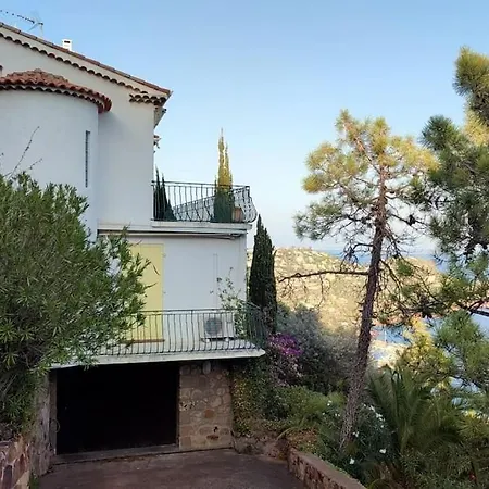 House With Panoramic Sea View, Le Trayas
